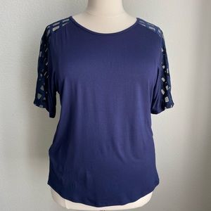 Loveappella Lattice Sleeve Tee in Navy
